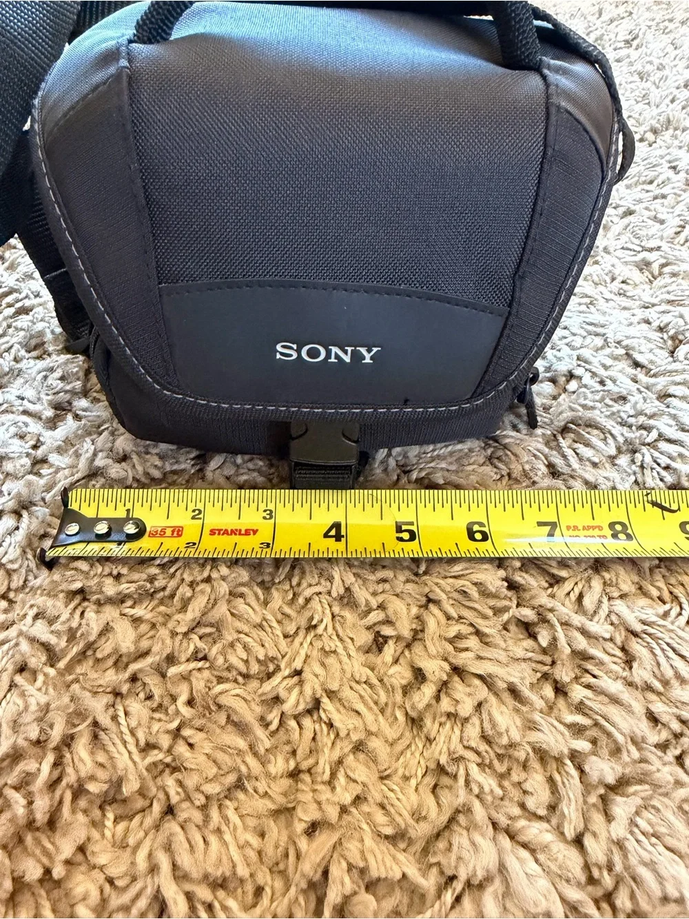 Sony LCS-U11 Padded Carry/Shoulder Camera Bag w/ Strap Black